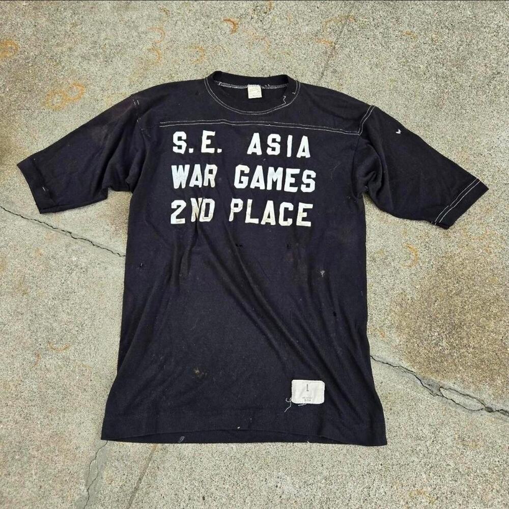 Vtg 70s SOUTHEAST ASIA WAR GAMES Second Place Distressed Political T Shirt M USA